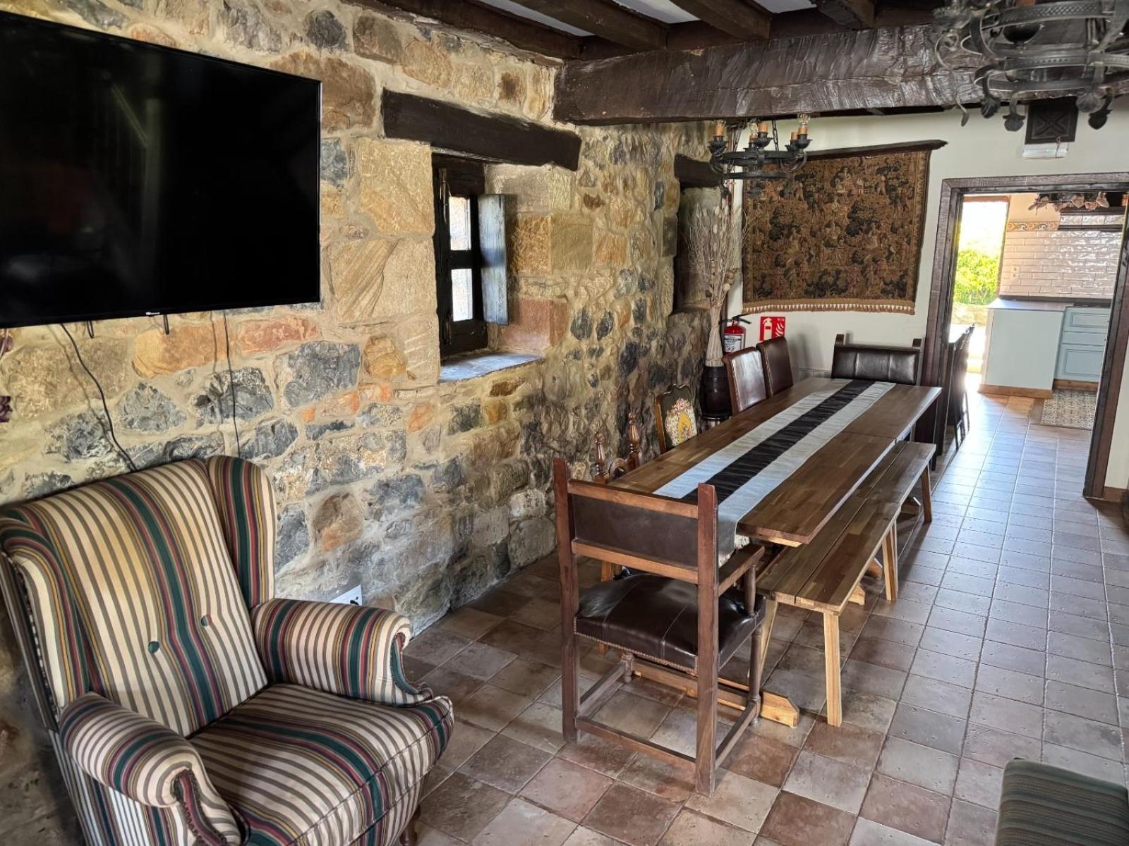 Espectacular Casa Rural En Castaneda Socobio Zewnętrze zdjęcie